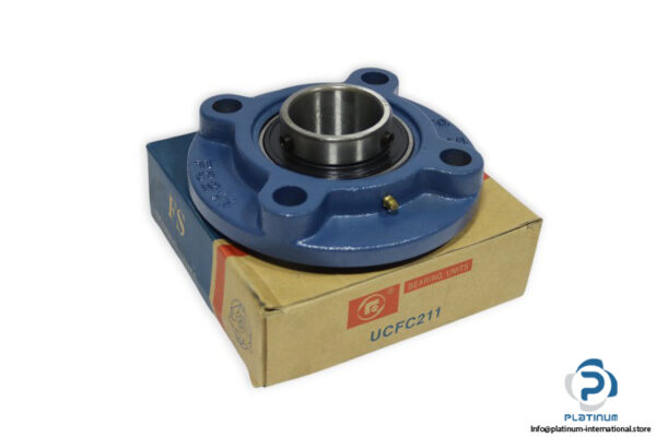 fs-UCFC-211-round-flange-ball-bearing-unit-new-carton