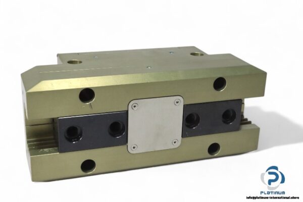 Schunk-PGN-200-1-universal-gripper(new)-1