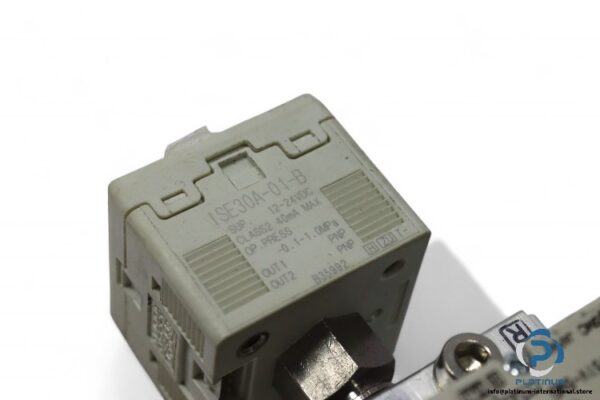 smc-VV4QD15-OAU01499-manifold-block-(New)-4