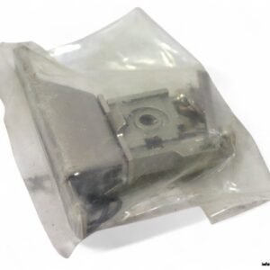 smc-Y100T-spacer-with-bracket-(New)