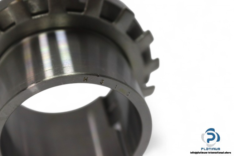 snr-H-310-adapter-sleeve-new-carton-1