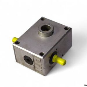 chiaravalli-CHS1-screw-jack(used)-1