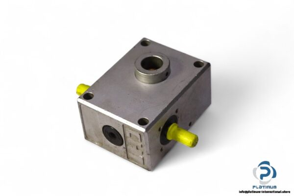 chiaravalli-CHS1-screw-jack(used)-1