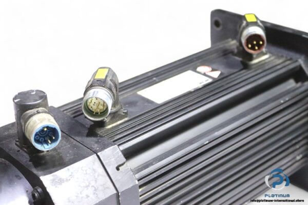 lenze-MDFKARS080-22-servo-motor(used)-2