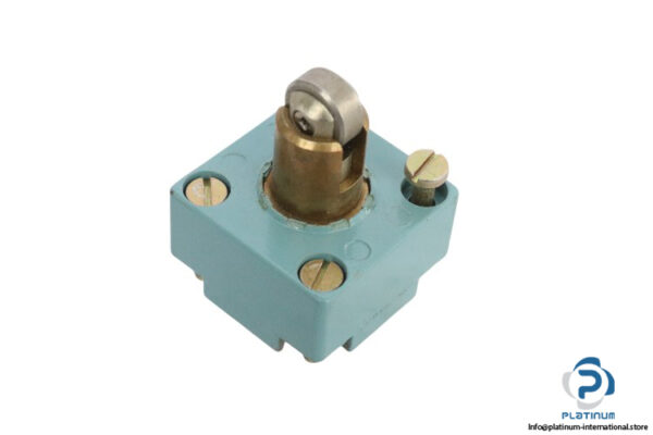 telemecanique-ZCK-E67-limit-switch-head-(new)