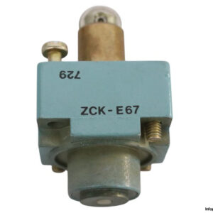 telemecanique-ZCK-E67-limit-switch-head-(new)-1