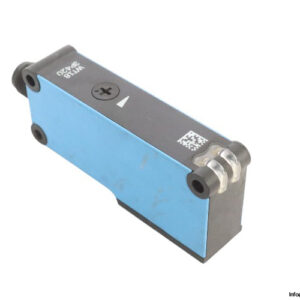 sick-WT18-3P420-photoelectric-proximity-sensor-(used)-1
