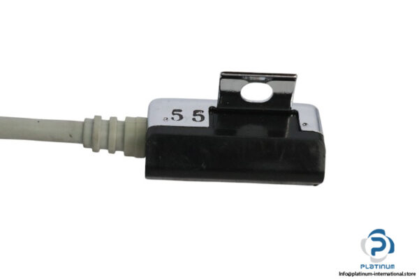 smc-D-A53-reed-auto-switch-sensor-(new)-1