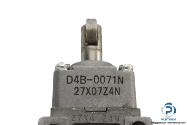 omron-D4B-1171N-safety-limit-switch-(used)-2