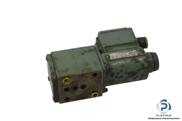 rexroth-3-LNF-6-PP-2C_C-directional-control-valve-used-3