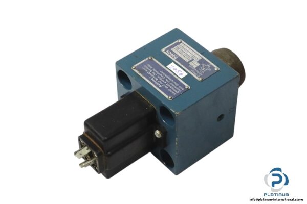 bosch-B810015280-2-way-cartridge-valve-used