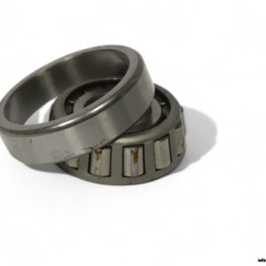 nsk-HR-30305J-single-row-tapered-roller-bearing-new