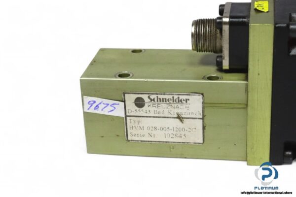 schneider-HVM-028-005-1200-2C-electro-hydraulic-servo-valve-(Used)-2