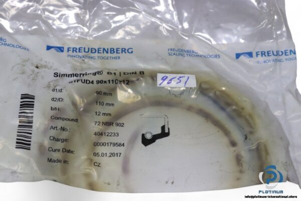 freudenberg-40412233-seal-kit-(New)-1