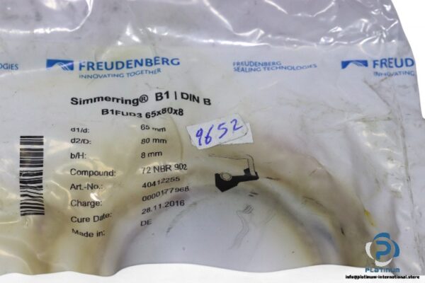 freudenberg-40412255-seal-kit-(New)-1