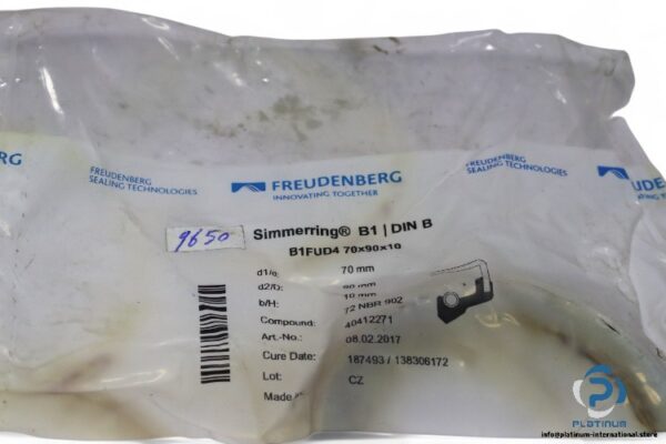 freudenberg-40412271-seal-kit-(New)-1