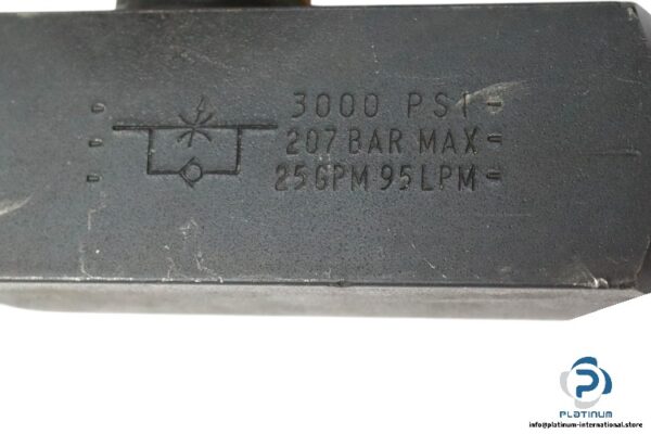 parker-9F1200S-12CK-in-line-flow-control-valve-(Used)-2