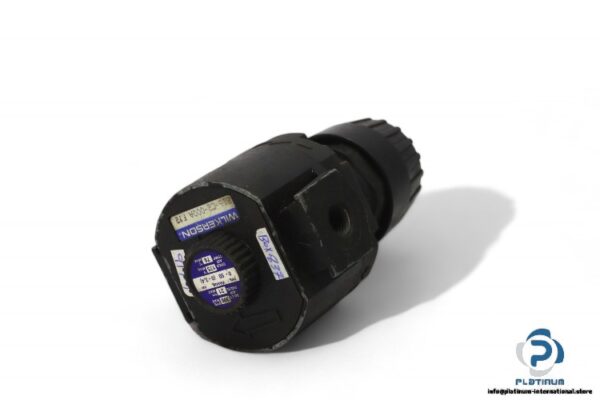 wilkerson-P16-C2-000A-F92-precision-pressure-regulator-(Used)