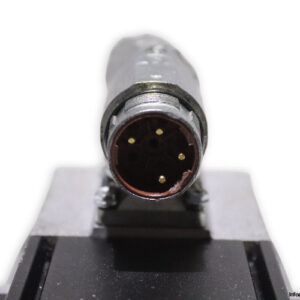 nidec-095U3C300BAAEA100190-servo-motor(used)-1