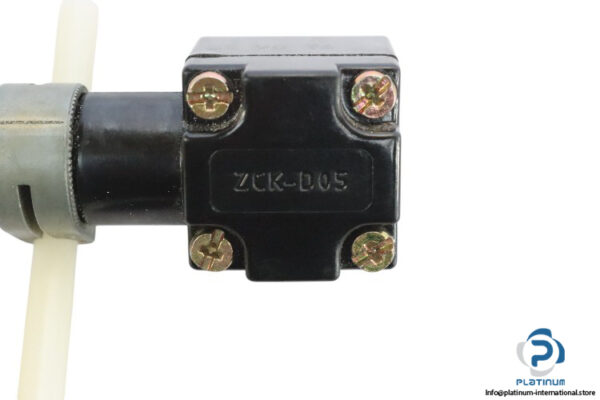 telemecanique-ZCK-D59-limit-switch-(new)-1