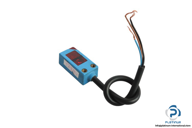 sick-WT4-2P1321-photoelectric-proximity-sensor-(used)