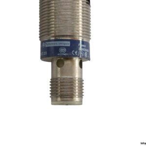 telemecanique-XS618B1PBM12-inductive-proximity-sensor-(new)-3