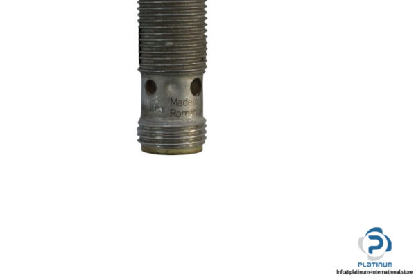 ifm-IFT201-inductive-sensor-(used)-3