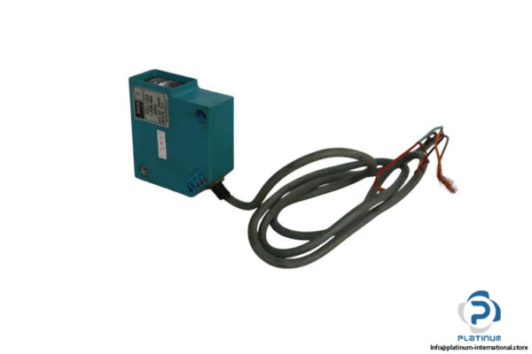 sick-FR2-125A-10064949440-photoelectric-sensor-(used)-3