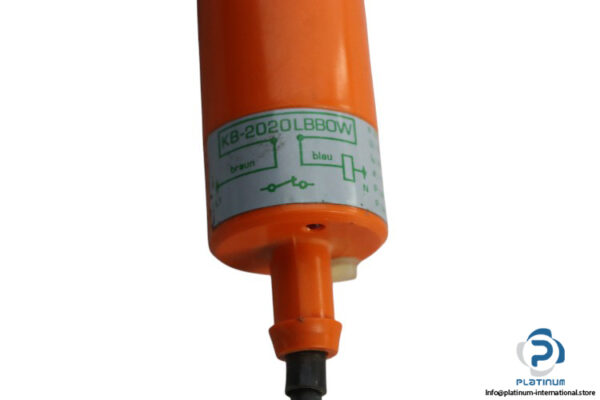 ifm-KB-2020LBBOW-capacitive-sensor-(used)-1