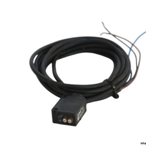 sunx-CX-411D-P-compact-photoelectric-sensor-(used)