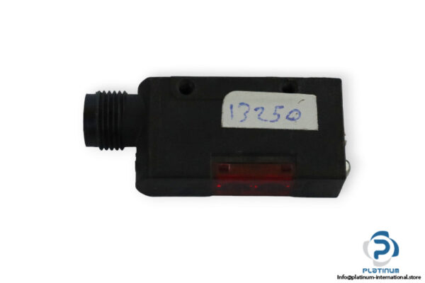 omron-E3S-AT86-D-through-beam-photoelectric-sensor-recevier-(used)-2