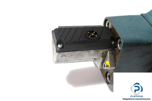 bosch-0-811-404-456-directional-control-valve-pilot-operated-2