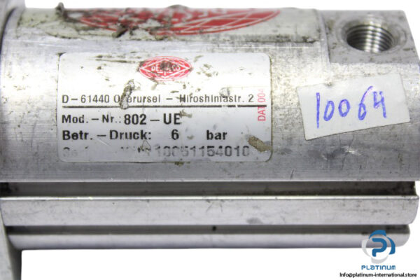 de.sta.co-802-UE-pneumatic-toggle-clamp-used-1