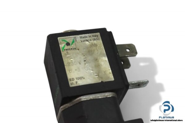 pneumax-484.52.0.1.M2-single-solenoid-valve-with-coil-(Used)-2