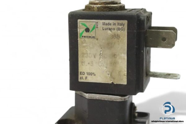 pneumax-484.52.0.1.M2-single-solenoid-valve-with-coil-(Used)-3