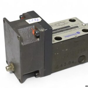 schneider-HVM-061-005-1200-0B-electro-hydraulic-servo-valve-(Used)
