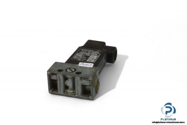 westinghouse-hannover-572-335-022-0-single-solenoid-valve-(Used)-1