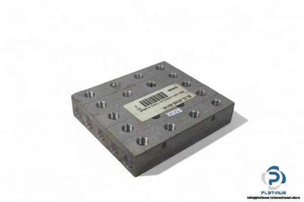 SLE.CL.2E3_8.4U1_4-manifold-block-(New)