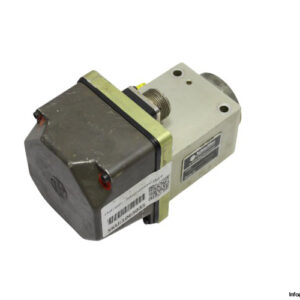 schneider-HVM027-005-1200-0B-electro-hydraulic-servo-valve-(Used)-1