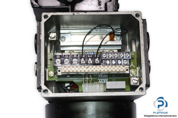 sew-WA30-DT71D4-MM03-BW1-Bevel-helical-gearmotor(used)-5