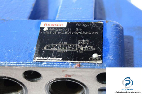 rexroth-0811404457-directional-control-valve-pilot-operated-1