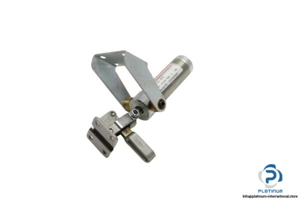 de-sta-co-812-pneumatic-clamp-new-carton-1