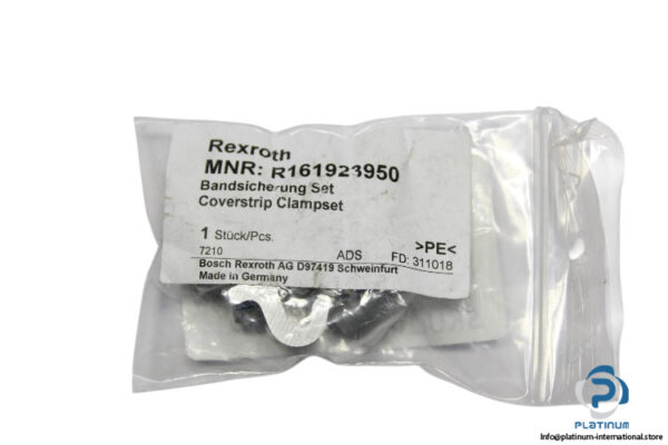 rexroth-R161923950-rail-seal-holder-new-1