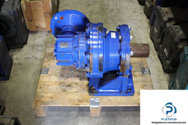 rossi-mr-ce-241fo1c-right-angle-shaft-gearmotor-3