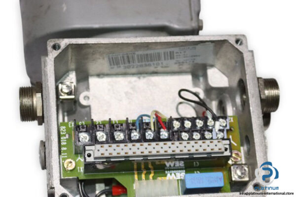 sew-RF27DT71D4BMGMM03-01.3022836101.0001.03-helical-gearmotor(used)-2