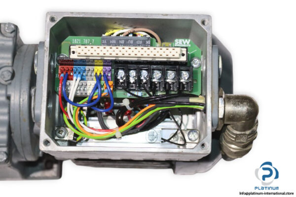 sew-R27-DRS71S4MM03-01.1344518301.0003.10-helical-gearmotor(used)-2