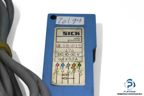 sick-WL18-P13-retro-reflective-photoelectric-sensor-(used)-1