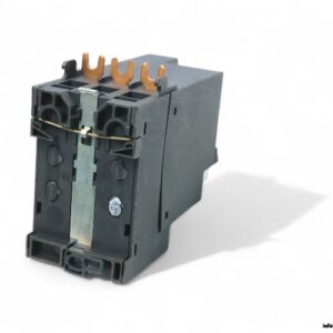 schneider-LU2MB0B-24vac-reverser-block-(used)-1