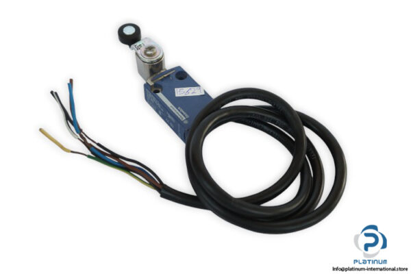 telemecanique-ZCMD21-ZCY15-limit-switch-(used)-1