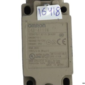 omron-D4B-4111N-safety-limit-switch-(used)-1